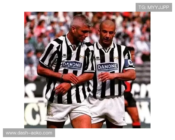 尤文图斯传奇球星拉瓦内利足球卡收藏价值分析与历史意义