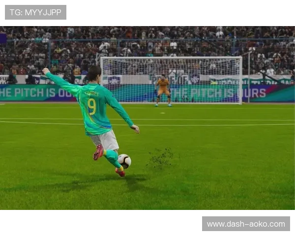 昔日足球传奇重返赛场 激动人心的一刻让球迷热泪盈眶 昔日足球传奇重返赛场 激动人心的一刻让球迷热泪盈眶