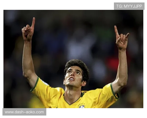 足球明星与球迷共鸣：探索足球明星如何赢得全球风扇的心