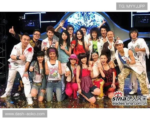 足球球星战歌中文翻译版:荣耀与梦想的赛场之歌 足球球星战歌中文翻译版:荣耀与梦想的赛场之歌