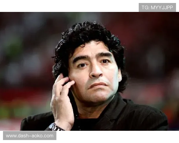 马拉多纳传奇之光永恒照耀足球史 无尽荣耀与激情回响 马拉多纳传奇之光永恒照耀足球史 无尽荣耀与激情回响